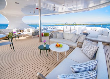 Galpagos-luxury-superyacht-tribute
