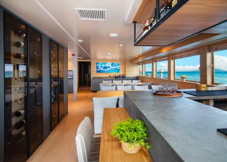 Galpagos-luxury-superyacht-tribute