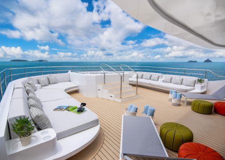 Galpagos-luxury-superyacht-tribute